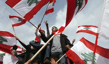 liban_-_drapeaux